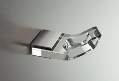 Appendiabiti da parete in plexiglass Casper One