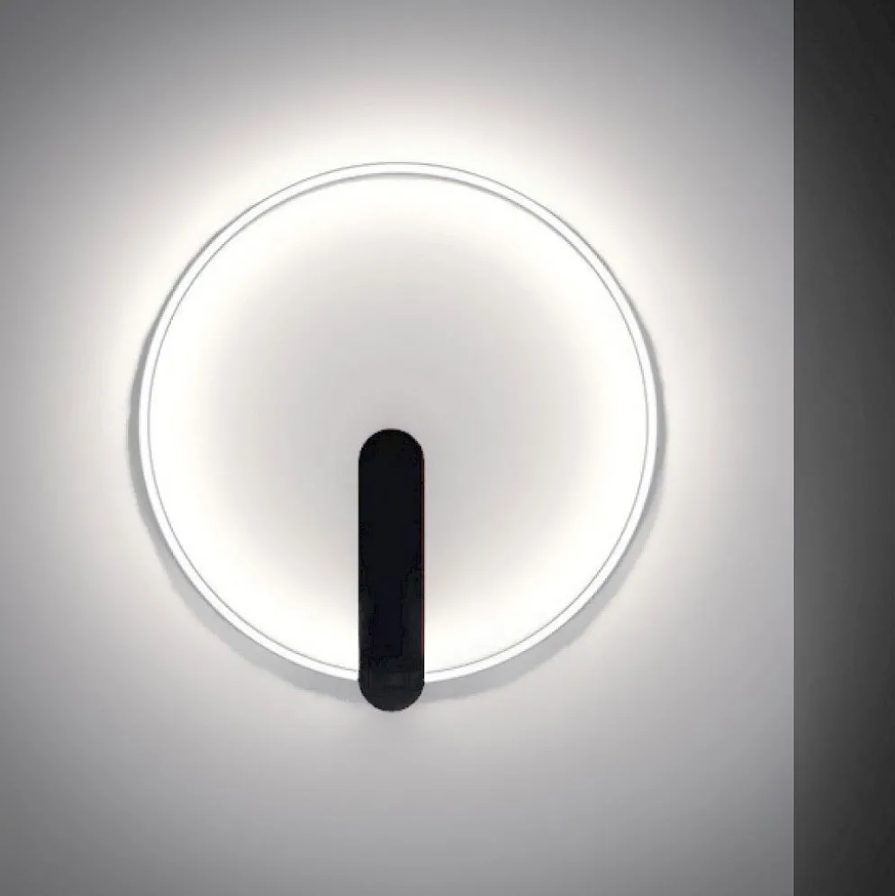Applique da parete a LED Leggera