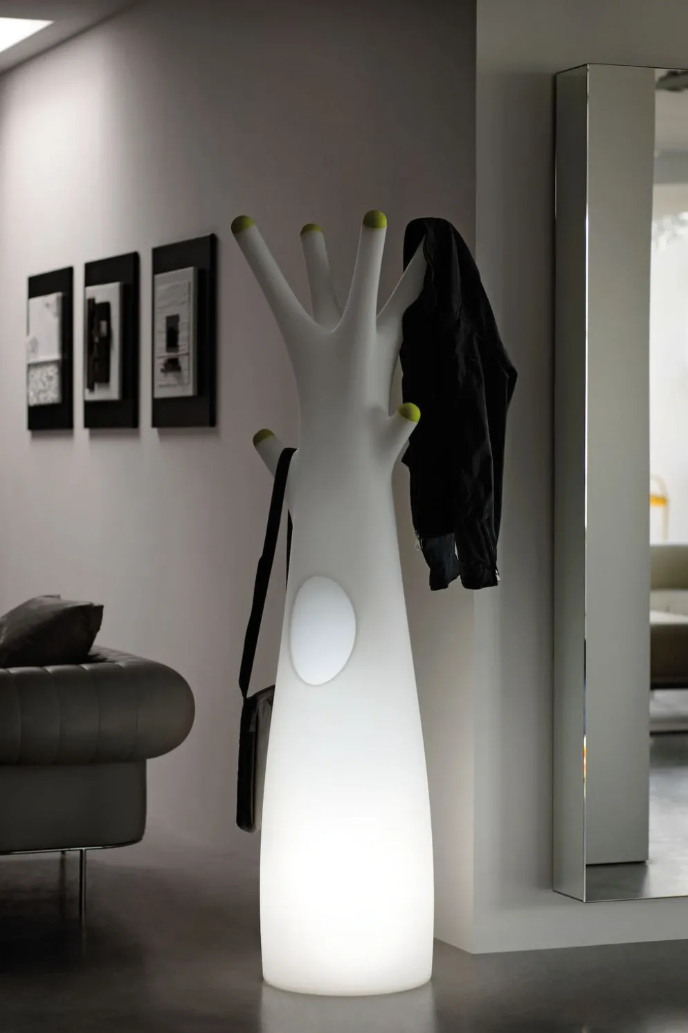 Attaccapanni da terra design moderno Godot