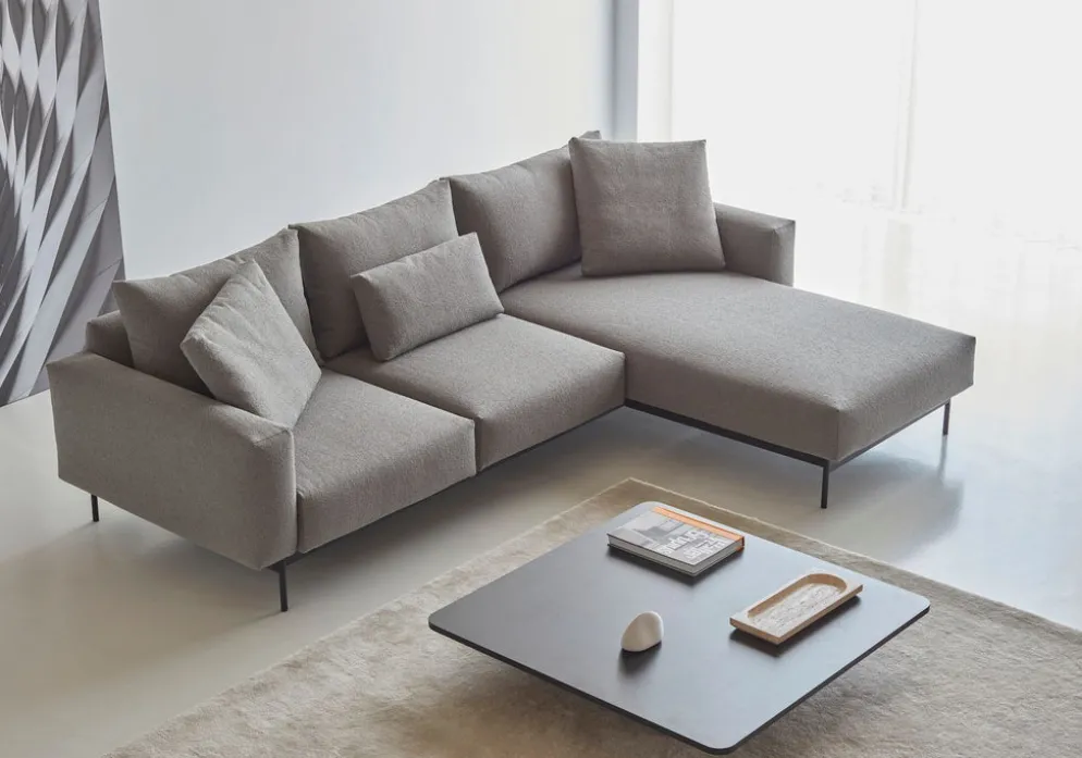 Divano con chaise longue Arthon B2