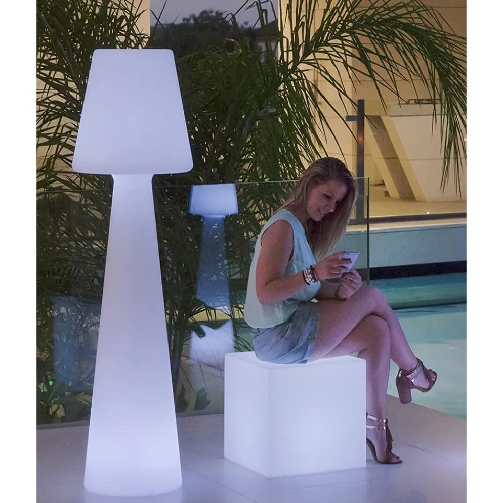 Lampada da terra per esterno Juditta
