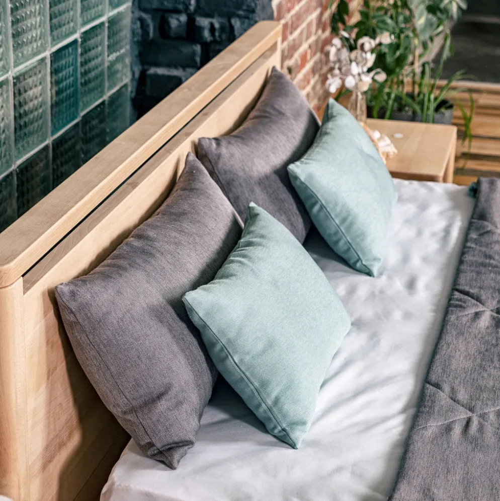 Letto in legno massello Torben
