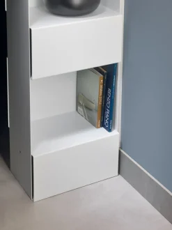 Libreria a colonna in metallo Vanity