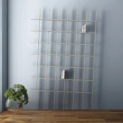 Libreria da parete in legno Schlagseite