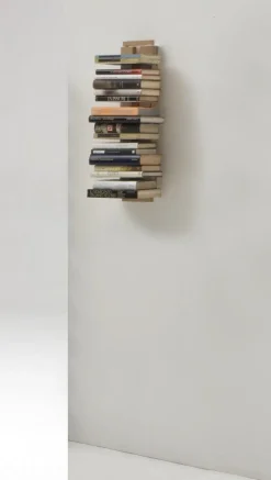 Libreria sospesa a muro in legno Zia Ortensia