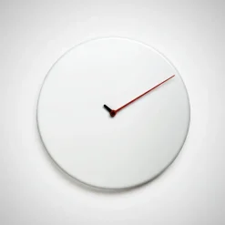 Orologio da muro Less design rotondo in legno
