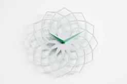 Orologio da muro Skallop in metallo verniciato
