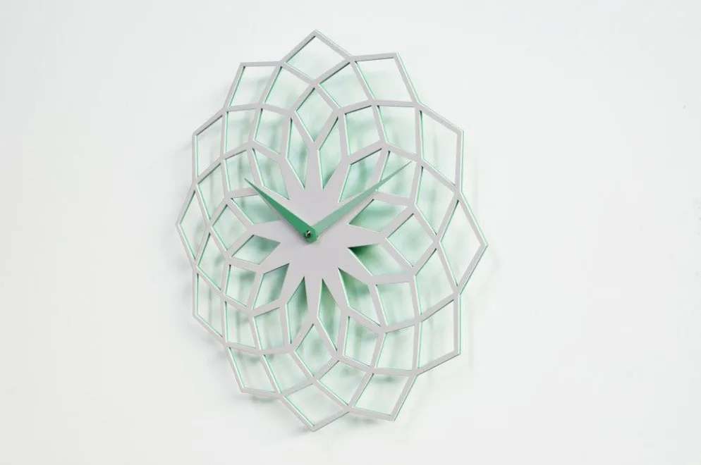 Orologio da muro Skallop in metallo verniciato