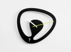 Orologio da parete design in metallo Seven