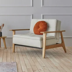 Poltrona design Dublexo Frej con braccioli in legno