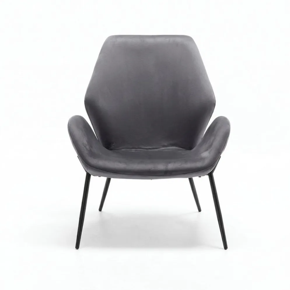Poltrona Elvara in velluto con gambe in metallo nero