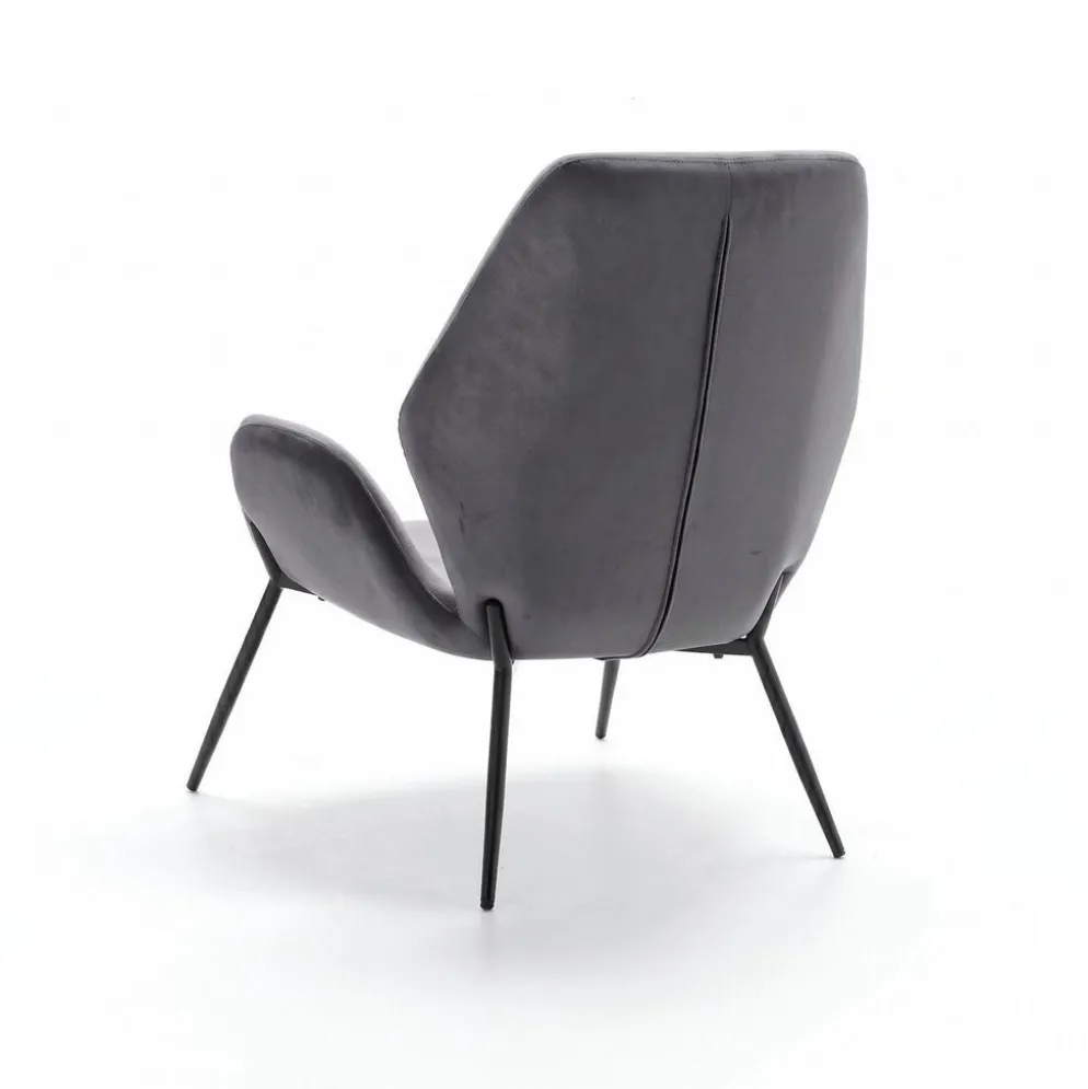 Poltrona Elvara in velluto con gambe in metallo nero