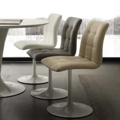 Poltroncina design moderno Veikko per sala pranzo