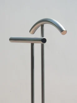 Servomuto design in acciaio Forms