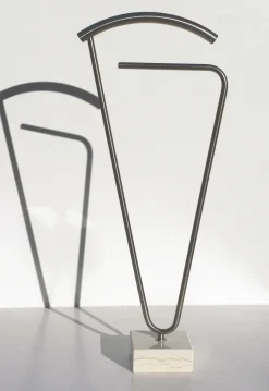 Servomuto design moderno in acciaio Calvin