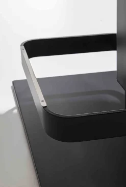 Sgabello design in ecopelle Stanley