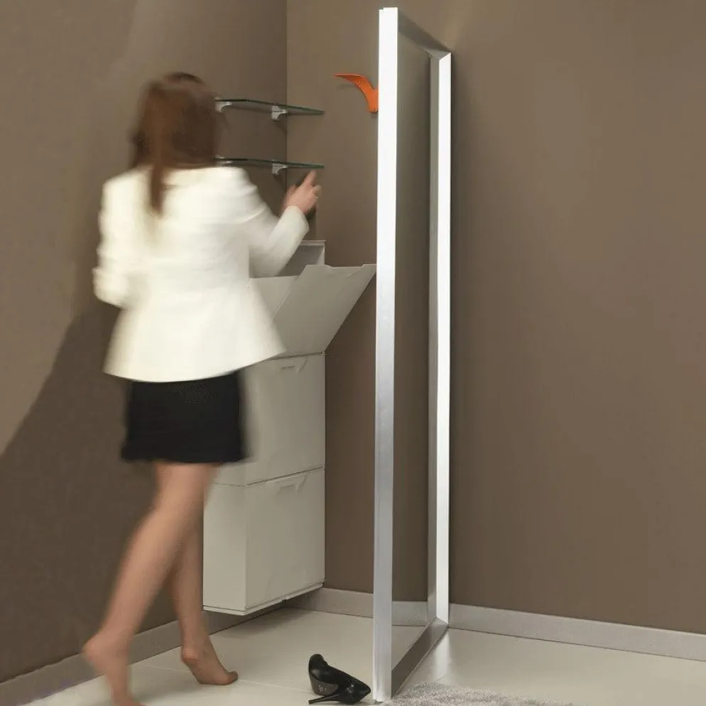 Specchio angolare ad anta in alluminio Angle Vanity
