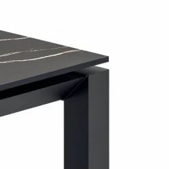 Tavolo allungabile in ceramica Korven