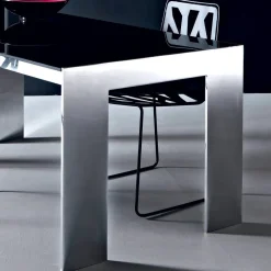 Tavolo design moderno Touch